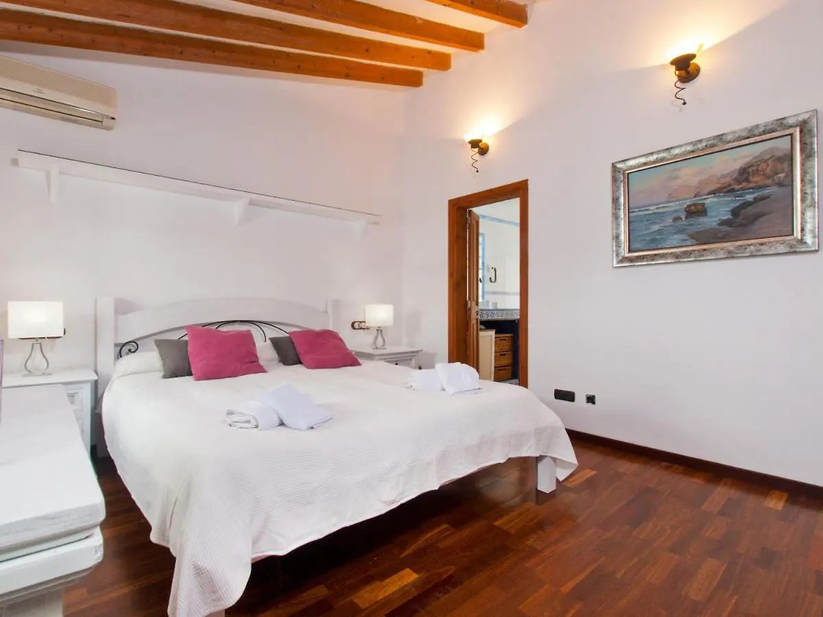 House Es Convent In Alcudia, Close To Beaches 0*, Alcudia (Mallorca)
